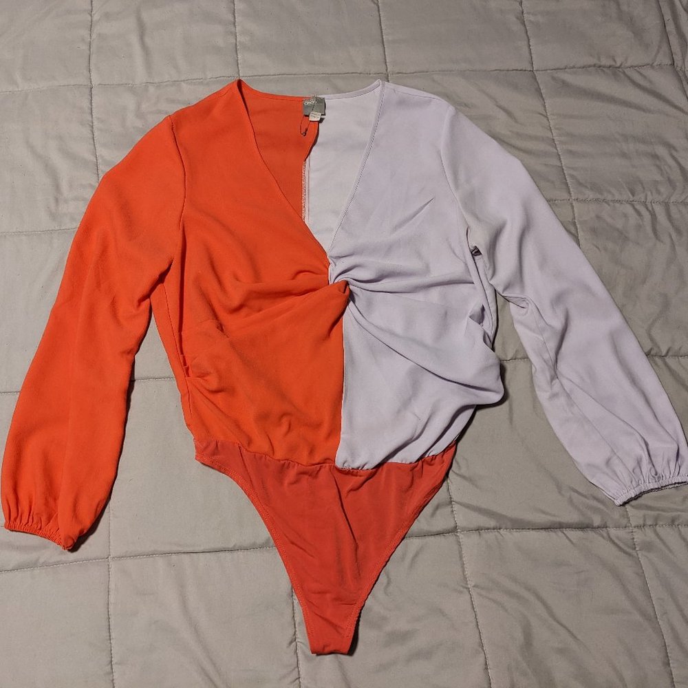 V-neck Colorblock Bodysuit